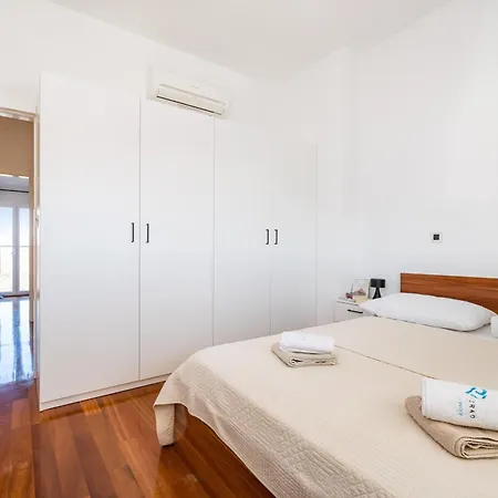 Apartment By The Sea Biograd Na Moru, Biograd - 24580 *